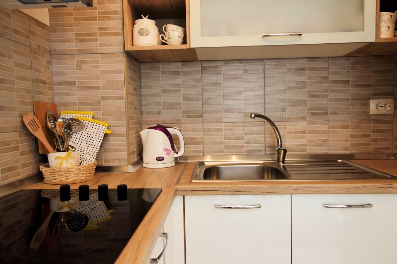 Apartman Ana Apartment Otocac Ngoại thất bức ảnh