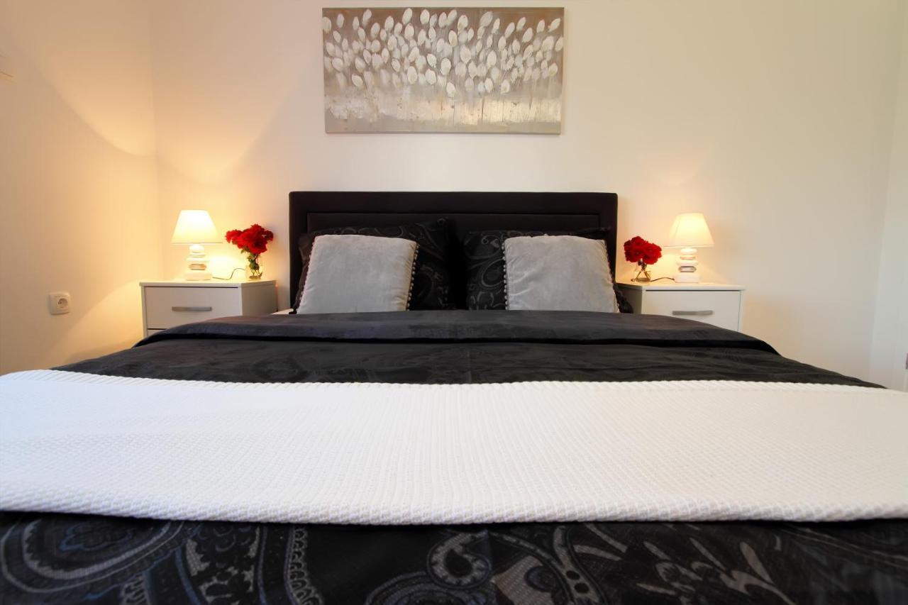 Apartman Ana Apartment Otocac Ngoại thất bức ảnh